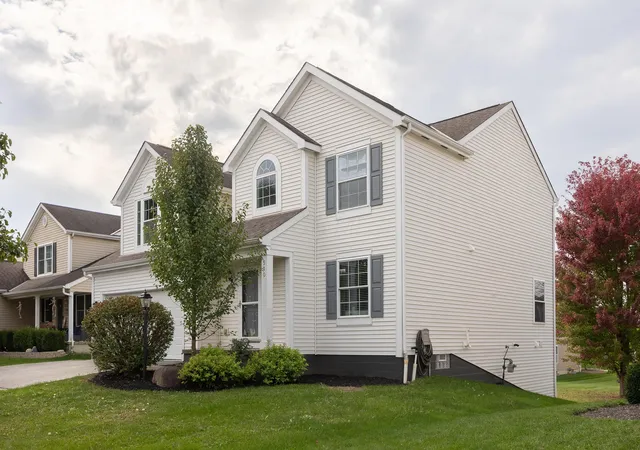 Photo 2 of Single family home for sale at 510 Yale Cir, Pickerington, OH 43147 | MLS# 226039288 | Listing updated on 2026-10-29