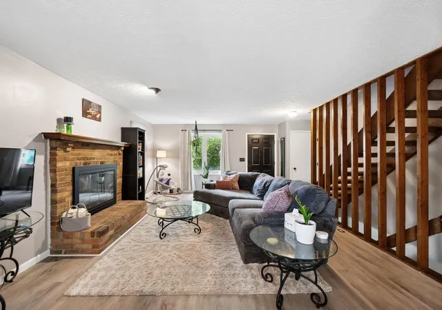 Photo 1 of Condo for sale at 1960 Drury Ln, Columbus, OH 43235 | MLS# 226039486 | Listing updated on 2026-10-28
