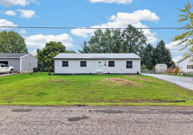 Photo 1 of Single family home for sale at 4416 White Rd, Centerburg, OH 43011 | MLS# 226039405 | Listing updated on 2026-10-22