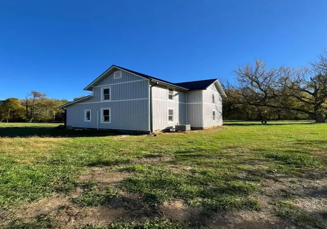 Photo 2 of Single family home for sale at 18380 Chambers Rd, Amanda, OH 43102 | MLS# 226039348 | Listing updated on 2026-10-15