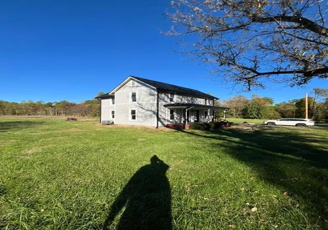 Photo 3 of Single family home for sale at 18380 Chambers Rd, Amanda, OH 43102 | MLS# 226039348 | Listing updated on 2026-10-15