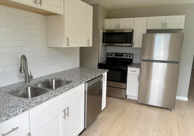 Photo 4 of Single family home for sale at 1701 Omar Dr, Columbus, OH 43207 | MLS# 226039534 | Listing updated on 2026-10-20