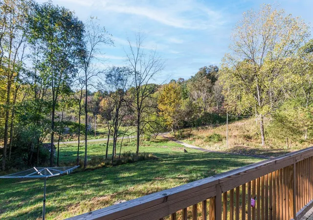 Photo 2 of Single family home for sale at 17557 Mckee Hl Rd, Frazeysburg, OH 43822 | MLS# 226039562 | Listing updated on 2026-10-17