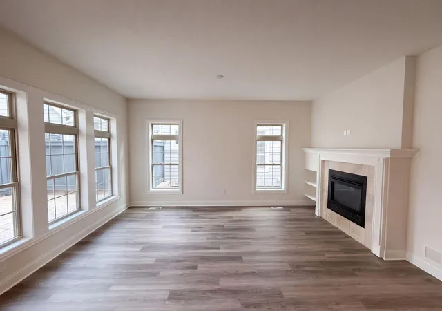 Listing Photo 1 - Condo for sale in building located at 4230 Troutbrook Dr, Dublin, OH 43017 - Unit #118