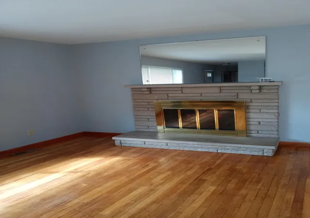 Photo 1 of Single family home for sale at 2734 Glendale Rd, Grove City, OH 43123 | MLS# 226040143 | Listing updated on 2026-10-24