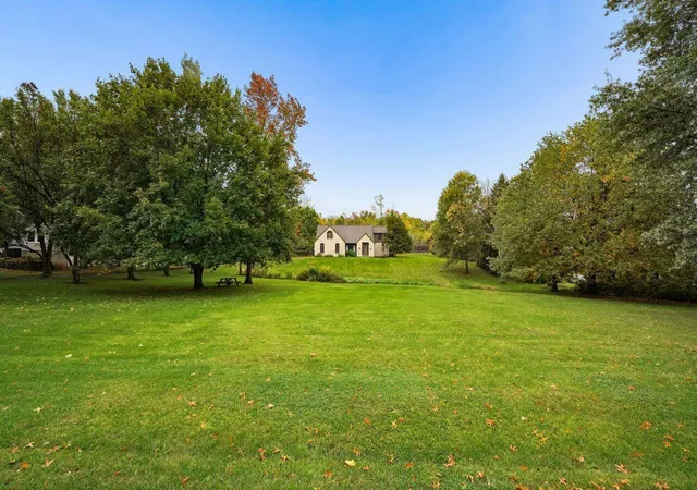 Photo 2 of Single family home for sale at 8337 W Ohio State Ln NW, Lancaster, OH 43130 | MLS# 226039357 | Listing updated on 2026-10-23