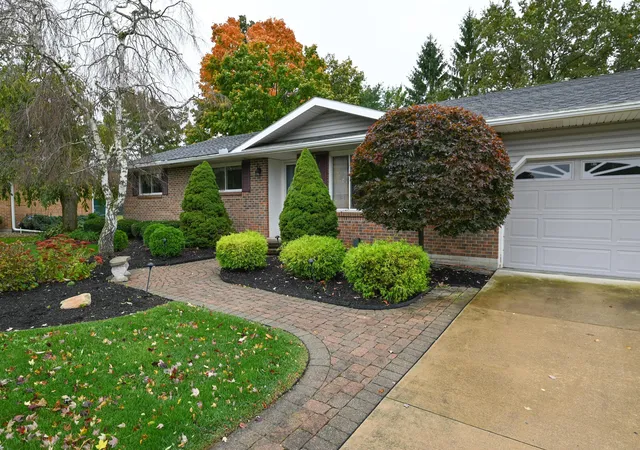 Photo 3 of Single family home for sale at 673 Edgefield Dr, Marion, OH 43302 | MLS# 226039491 | Listing updated on 2026-10-16