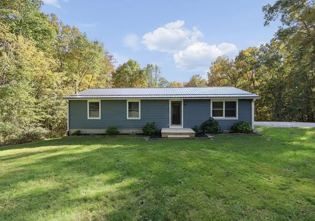 Photo 1 of Single family home for sale at 13200 Wilkins Run Rd NE, Newark, OH 43055 | MLS# 226039442 | Listing updated on 2026-10-20