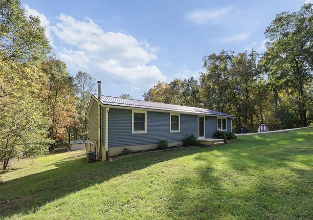 Photo 3 of Single family home for sale at 13200 Wilkins Run Rd NE, Newark, OH 43055 | MLS# 226039442 | Listing updated on 2026-10-20