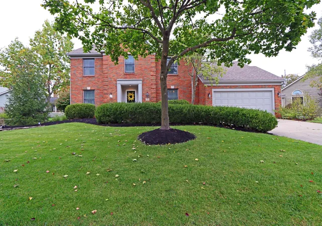 Photo 2 of Single family home for sale at 7722 Aldridge Pl, Dublin, OH 43017 | MLS# 226039480 | Listing updated on 2026-10-18