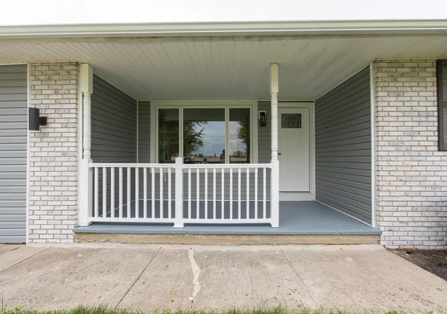 Photo 3 of Single family home for sale at 111 Hess Rd, Washington Court House, OH 43160 | MLS# 226039549 | Listing updated on 2026-10-16