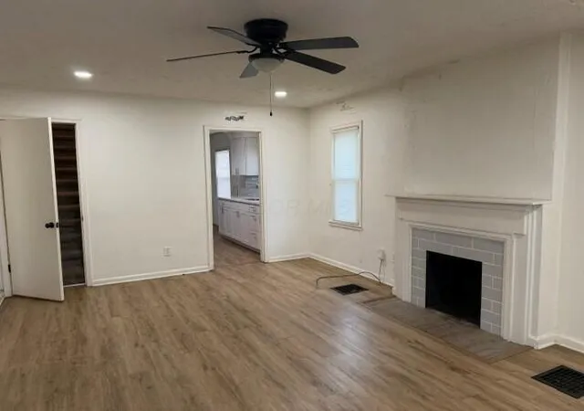Photo 4 of Single family home for sale at 1352 E 20th Avenue, Columbus, OH 43211 | MLS# 226039512 | Listing updated on 2026-10-16