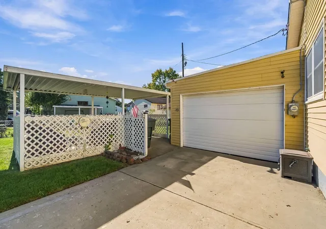 Photo 4 of Single family home for sale at 971 S Eureka Ave, Columbus, OH 43204 | MLS# 226039523 | Listing updated on 2026-10-23