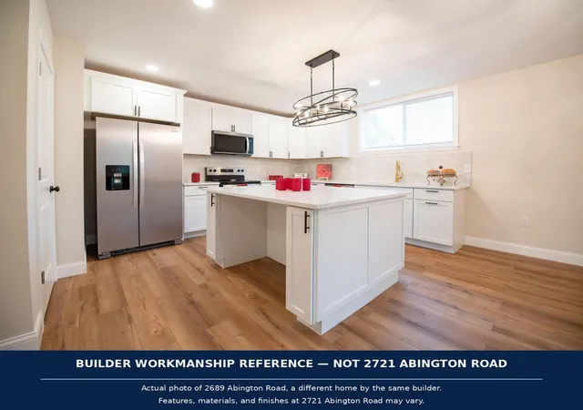 Photo 4 of Single family home for sale at 2721 Abington Rd, Columbus, OH 43231 | MLS# 226039669 | Listing updated on 2026-10-23