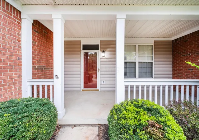 Photo 1 of Condo for sale at 5882 Oak Path Ln, Columbus, OH 43213 | MLS# 226039565 | Listing updated on 2026-10-19