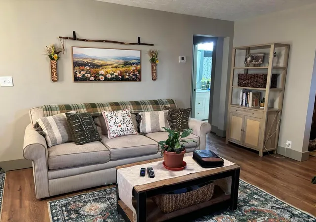 Photo 3 of Single family home for sale at 406 Trenton St, Hillsboro, OH 45133 | MLS# 226039554 | Listing updated on 2026-10-24