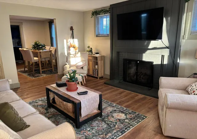 Photo 4 of Single family home for sale at 406 Trenton St, Hillsboro, OH 45133 | MLS# 226039554 | Listing updated on 2026-10-24