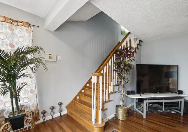 Photo 3 of Single family home for sale at 1774 E N Broadway St, Columbus, OH 43224 | MLS# 226039559 | Listing updated on 2026-10-19