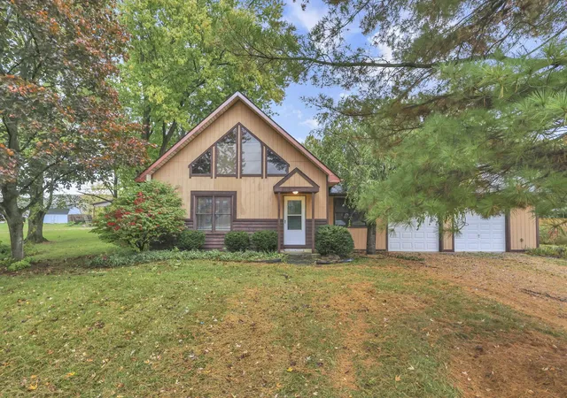 Photo 2 of Single family home for sale at 6888 Harlem Rd, Westerville, OH 43081 | MLS# 226039596 | Listing updated on 2026-10-21