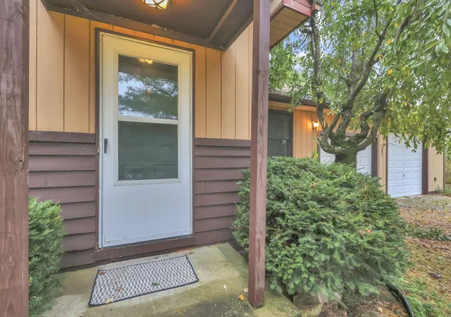 Photo 4 of Single family home for sale at 6888 Harlem Rd, Westerville, OH 43081 | MLS# 226039596 | Listing updated on 2026-10-21