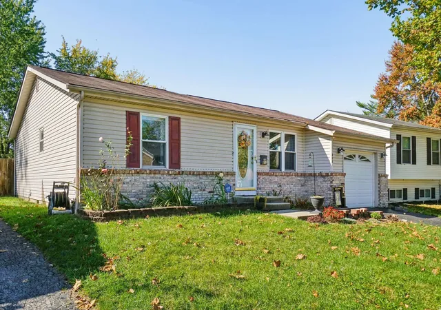Photo 1 of Single family home for sale at 817 Upwoods Dr, Columbus, OH 43228 | MLS# 226040388 | Listing updated on 2026-10-23
