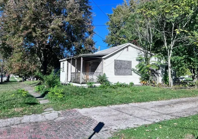 Photo 2 of Single family home for sale at 376 Park St, Marion, OH 43302 | MLS# 226039653 | Listing updated on 2026-10-18