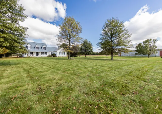 Photo 1 of Sale Pending at 3840 Bean Oller Rd, Delaware, OH 43015 | MLS# 226039655 | Listing updated on 2026-10-19