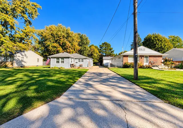 Photo 3 of Single family home for sale at 448 Claridon Ave, Marion, OH 43302 | MLS# 226039662 | Listing updated on 2026-10-26