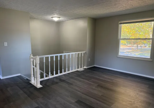 Photo 2 of Single family home for sale at 6673 Centennial Dr, Reynoldsburg, OH 43068 | MLS# 226039792 | Listing updated on 2026-10-27