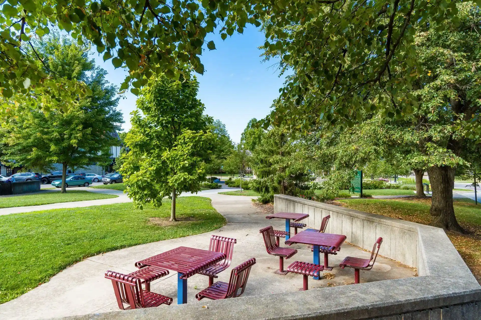 Listing Photo 60 - Condo for sale in 1942 Guilford Rd located at 1942 Guilford Rd, Columbus, OH 43221 - Unit 1942 Guilford Rd