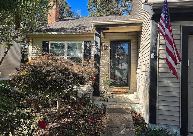 Photo 3 of Single family home for sale at 341 Stonhope Dr, Delaware, OH 43015 | MLS# 226039711 | Listing updated on 2026-10-24
