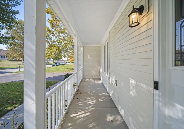 Photo 2 of Single family home for sale at 1328 Le Anne Marie Cir, Columbus, OH 43235 | MLS# 226040321 | Listing updated on 2026-10-28