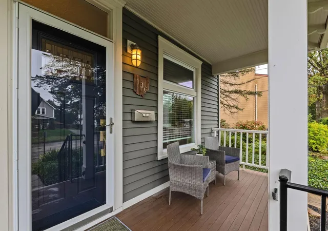 Photo 1 of Single family home for sale at 136 W N Broadway, Columbus, OH 43214 | MLS# 226039998 | Listing updated on 2026-10-28
