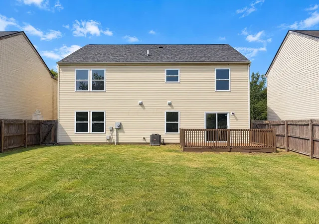 Photo 4 of Single family home for sale at 3308 Kady Ln, Columbus, OH 43232 | MLS# 226039728 | Listing updated on 2026-10-29