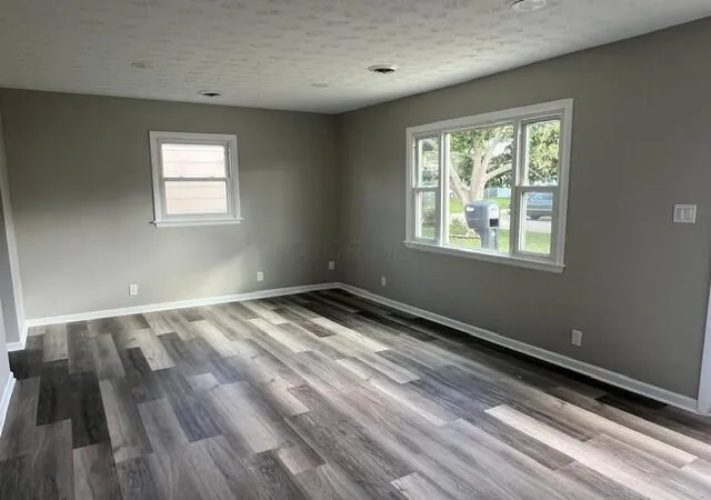 Photo 4 of Single family home for sale at 55 Santa Maria Ln, Columbus, OH 43213 | MLS# 226039761 | Listing updated on 2026-10-19