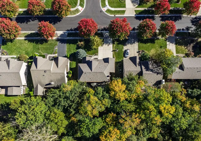 Photo 2 of Single family home for sale at 7651 Kestrel Way E, Dublin, OH 43017 | MLS# 226039805 | Listing updated on 2026-10-26