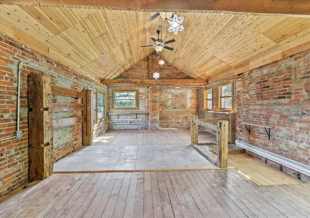 Photo 2 of Single family home for sale at 4765 E National Rd, Springfield, OH 45505 | MLS# 226039955 | Listing updated on 2026-10-21