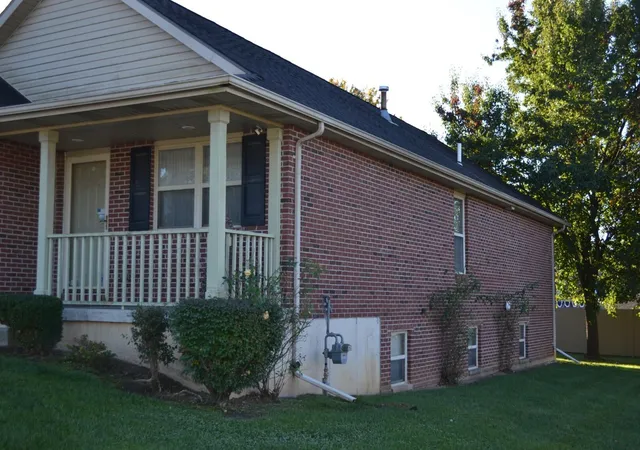 Photo 3 of Single family home for sale at 1641 Sierra Ave, Springfield, OH 45503 | MLS# 226039775 | Listing updated on 2026-10-20
