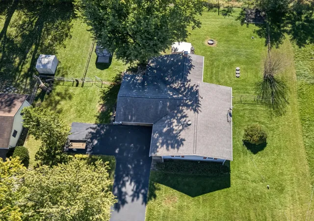 Photo 2 of Single family home for sale at 1769 Linn Hipsher Rd, Marion, OH 43302 | MLS# 226040012 | Listing updated on 2026-10-23