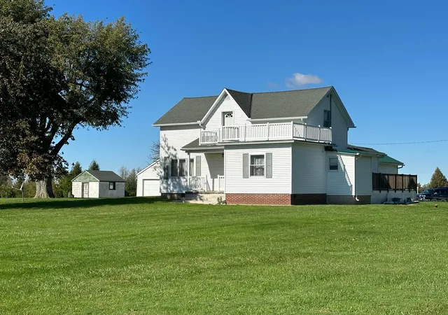 Photo 4 of Single family home for sale at 16741 Township Rd 100, Kenton, OH 43326 | MLS# 226039808 | Listing updated on 2026-10-29