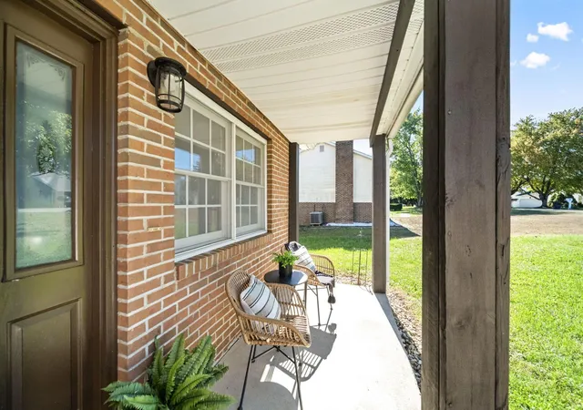 Photo 1 of Single family home for sale at 236 Clayburne Blvd, Chillicothe, OH 45601 | MLS# 226040010 | Listing updated on 2026-10-26