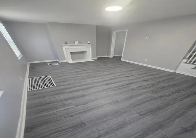 Photo 3 of Single family home for sale at 1301 W Town St, Columbus, OH 43222 | MLS# 226039823 | Listing updated on 2026-10-20