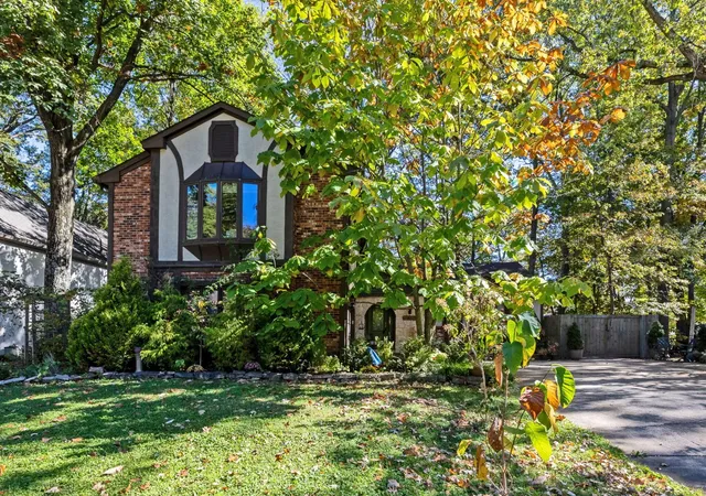 Photo 1 of Single family home for sale at 714 Mohican Way, Westerville, OH 43081 | MLS# 226040175 | Listing updated on 2026-10-22