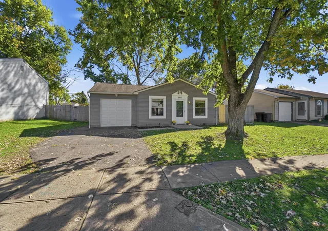 Photo 2 of Single family home for sale at 8445 Silverbell Ave, Galloway, OH 43119 | MLS# 226040035 | Listing updated on 2026-10-28
