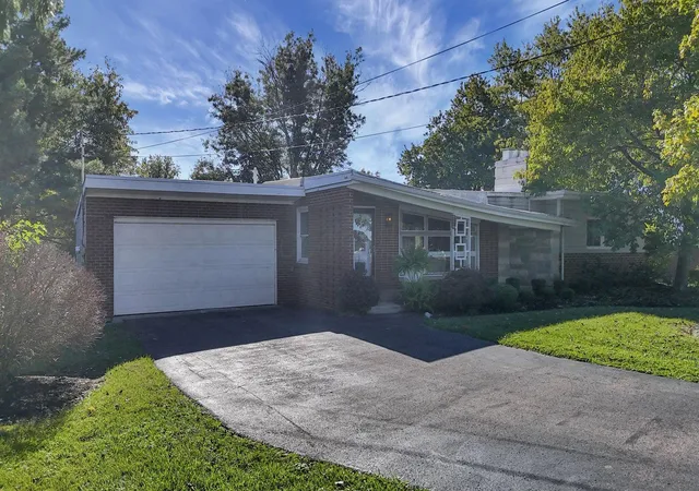 Photo 2 of Single family home for sale at 1279 Dayton Ave NW, Washington Court House, OH 43160 | MLS# 226039944 | Listing updated on 2026-10-26
