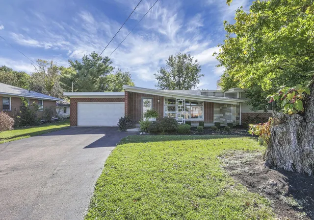 Photo 3 of Single family home for sale at 1279 Dayton Ave NW, Washington Court House, OH 43160 | MLS# 226039944 | Listing updated on 2026-10-26
