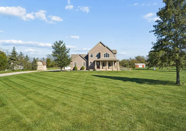 Photo 1 of Single family home for sale at 6936 Zane Trl Rd, Circleville, OH 43113 | MLS# 226039878 | Listing updated on 2026-10-26