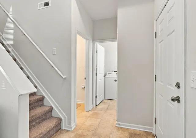 Photo 2 of Single family home for sale at 2283 Doneen Dr, Columbus, OH 43219 | MLS# 226039877 | Listing updated on 2026-10-27