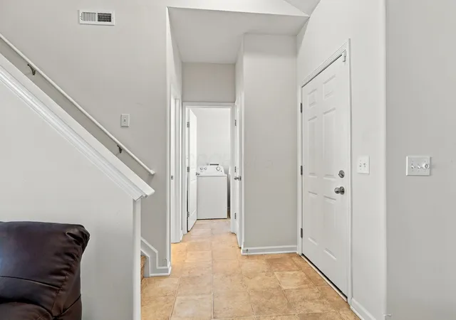 Photo 3 of Single family home for sale at 2283 Doneen Dr, Columbus, OH 43219 | MLS# 226039877 | Listing updated on 2026-10-27