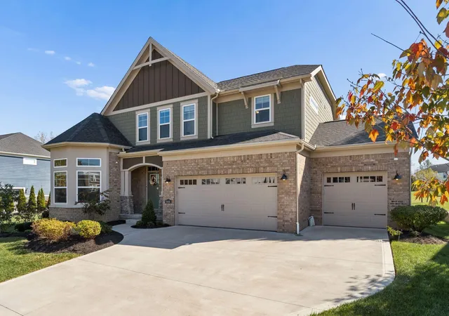 Photo 3 of Single family home for sale at 9686 Arrowwood Dr, Plain City, OH 43064 | MLS# 226040306 | Listing updated on 2026-10-29